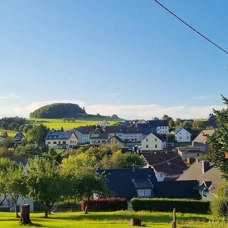 Wellnesshaus Dorfblick Mit Outdoor-jacuzzi Und Infrarotkabine, Neu! Dreis-Brück