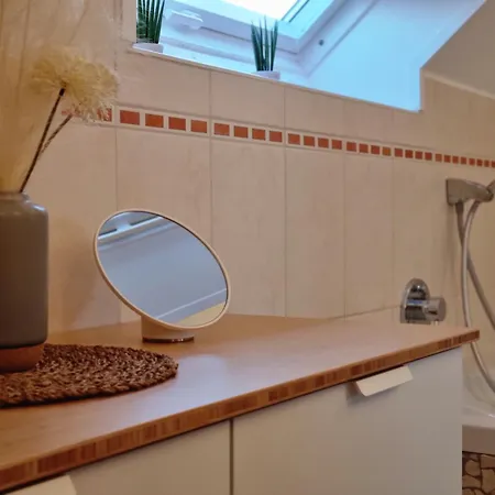 Wellnesshaus Dorfblick Mit Outdoor-jacuzzi Und Infrarotkabine, Neu! Vakantiehuis Dreis-Brück