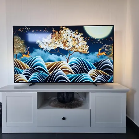 Wellnesshaus Dorfblick Mit Outdoor-jacuzzi Und Infrarotkabine, Neu! Nyaraló