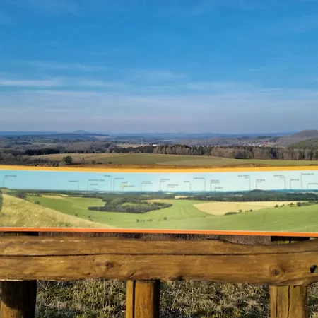 別荘 Wellnesshaus Dorfblick Mit Outdoor-jacuzzi Und Infrarotkabine