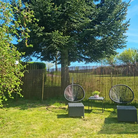 Wellnesshaus Dorfblick Mit Outdoor-jacuzzi Und Infrarotkabine Dreis-Brück