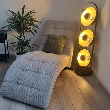 Wellnesshaus Dorfblick Mit Outdoor-jacuzzi Und Infrarotkabine, Neu! *