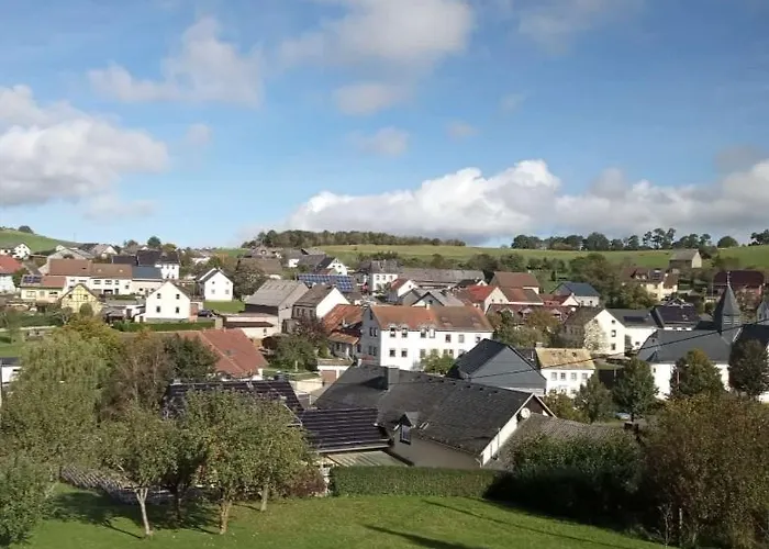 Wellnesshaus Dorfblick Mit Outdoor-jacuzzi Und Infrarotkabine, Neu!