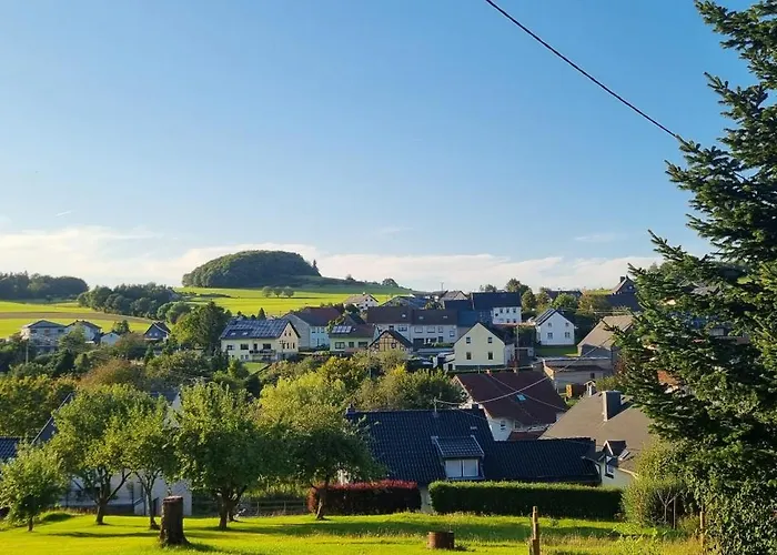Wellnesshaus Dorfblick Mit Outdoor-jacuzzi Und Infrarotkabine, Neu! Dreis-Brück